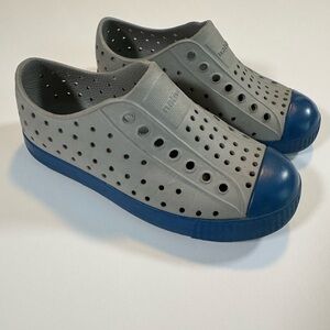 Jefferson Native Boys Gray/Blue Size 12